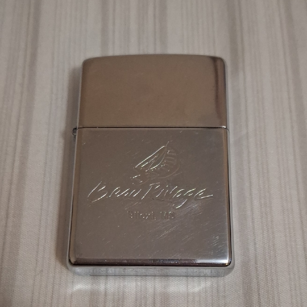 BUNDLE of 4 ZIPPO LIGHTERS - Picture 3 of 8